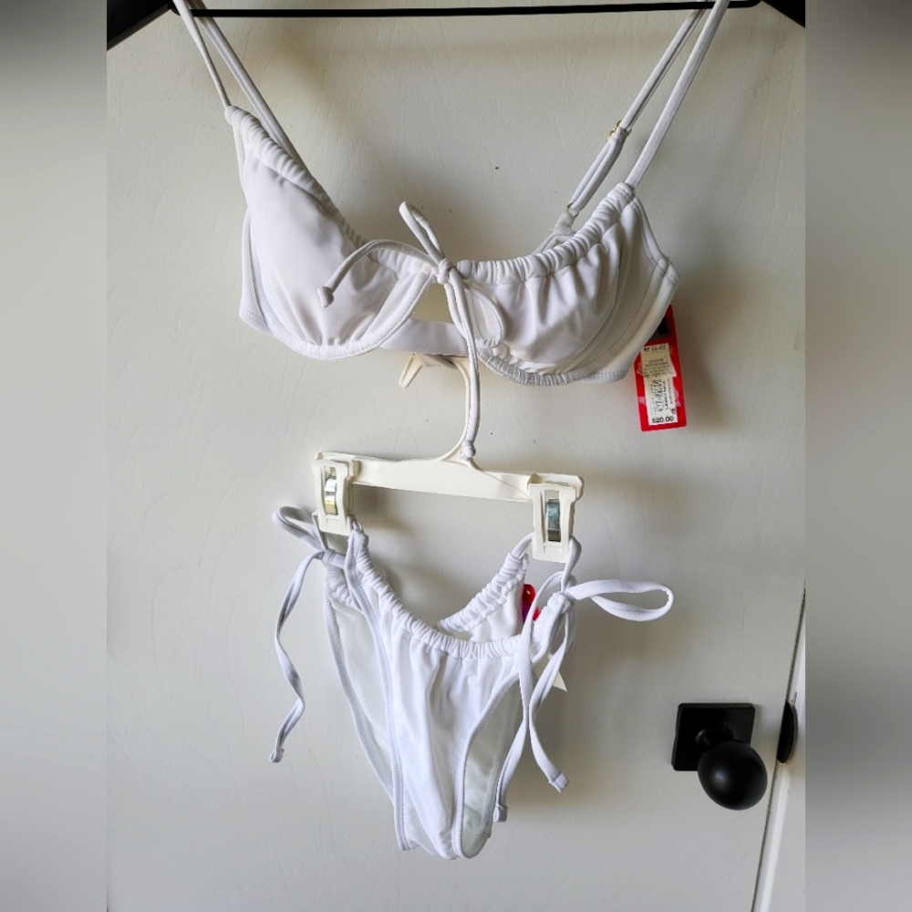 Juniors Xhilaration 2pc Swimsuit Size Med
